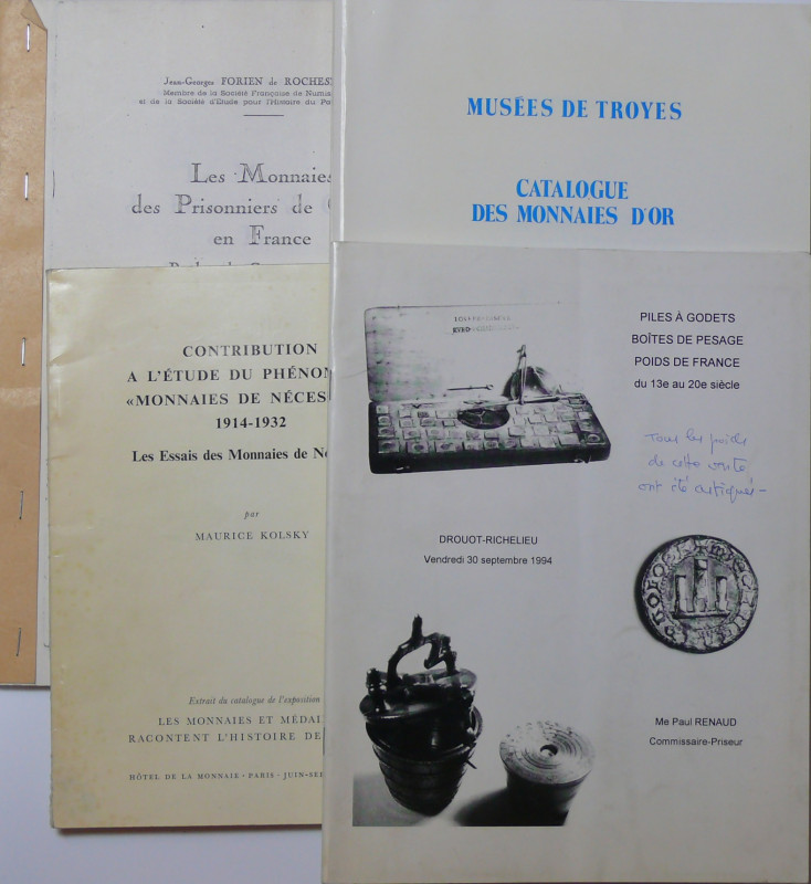 Lot de 4 ouvrages sur des sujets divers
1- Musées de Troyes, Catalogue des monn...