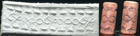 Moyen-Orient - Sceau cylindre en pierre (Serpent) - 1000 / 500 av. J.-C.
Sceau en pierre de couleur bleu turquoise représentant 2 serpents enlassés e...