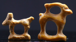 Iran - Post Elamite - 2 Ibex "Bouquetins" en pierre - 1000 / 500 av J.-C.
Ensemble de 2 petits bouquetins ou Ibex en pierre de couleur beige clair. R...