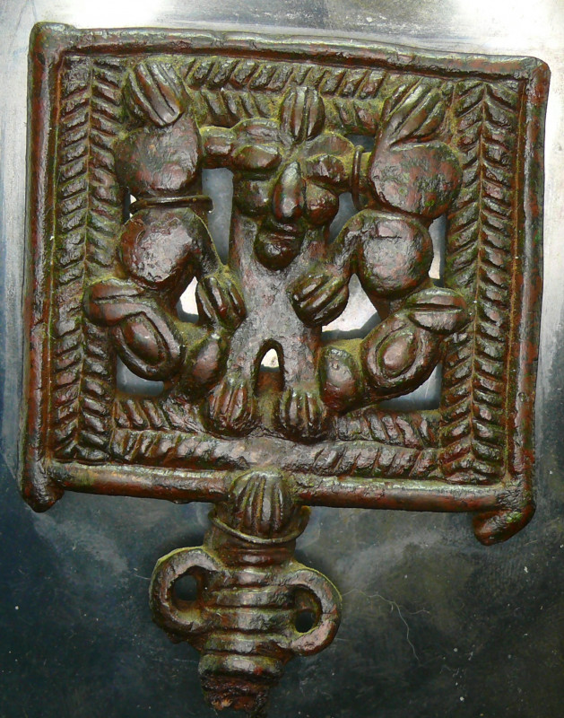 Luristan - Plaquette en bronze - 800 / 1000 ap. J.-C.
Plaquette en bronze ou tê...