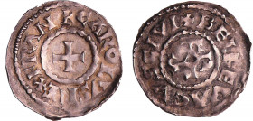Charles II Le Chauve (840-877) - Denier (Beauvais)
A/ + CAROLVS REX FRAN Croix.
R/ + BELGEVACVS CIVI Monogramme de Carolus.
TTB+
Nou.14-Dey.136 (2...