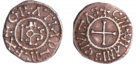 Charles II Le Chauve (840-877) - Denier (Le Mans)
A/ + GRATIA D-I REX Monogramme de Karolus.
R/ + CINOMANIS CIVITAS Croix.
TTB
Nou.146c-Dep.559-Pr...