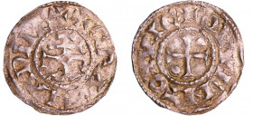 Charles II Le Chauve (840-877) - Denier (Quentovic)
A/ + GRATIA D-I REX Monogramme de Karolus.
R/ + QVVENTOVVIC Croix cantonnée de deux besants.
TT...