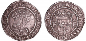 François 1er (1515-1547) - Teston - 13ème type - Lyon
A/ + FRANCISCVS: DEI: GRA: FRANCORVM: REX: (trèfle). Buste du roi à droite coiffé d'une couronn...