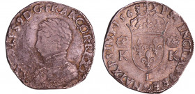 Charles IX (1560-1574) - Teston - 4ème type - 1563 L (Bayonne)
A/ KAROLVS. 9. D. G. FRANCOR. REX. Buste lauré et cuirassé à gauche. 
R/ + XPS. VINCI...