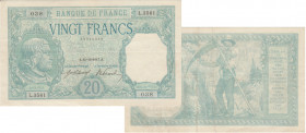 France - Vingt francs (Bayard) 15-12-1917
T Beau
Fayette.11
1 pli et quelques trous d'épingles.