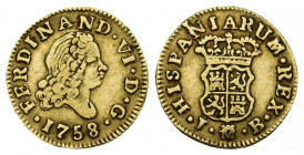 FERNANDO VI. 1/2 escudo. 1758. Madrid. JB. AU 1,78 g. 15 mm. VI-417. Raya de acuñación en anv. MBC/MBC-.