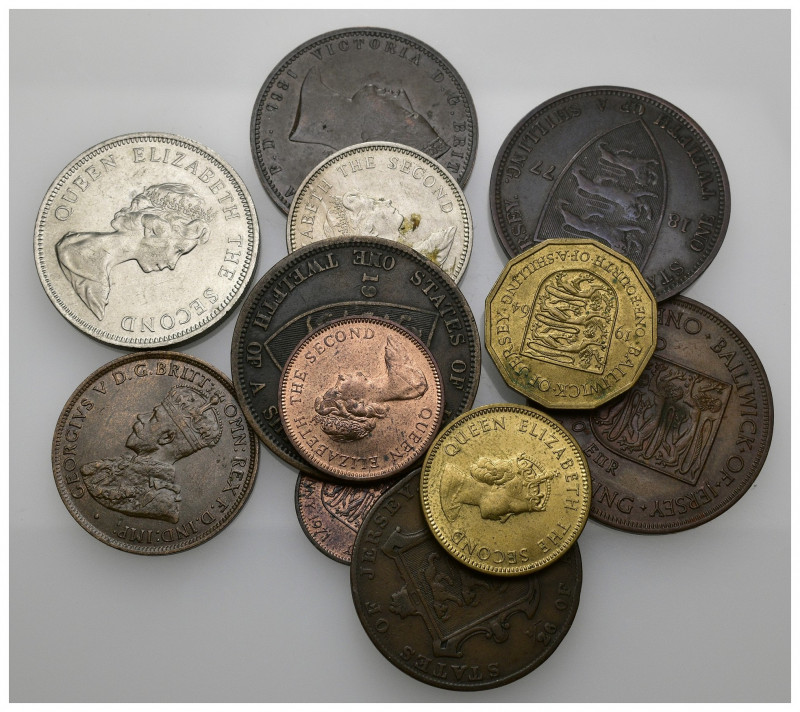 MONEDAS EXTRANJERAS. JERSEY. Lote de 12 piezas. 1/26 shilling (2): 1844 y 1913; ...