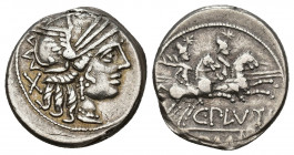 REPÚBLICA ROMANA. PLUTIA. C. Plutius. Denario. Roma (121 a.C.). A/ Cabeza de Roma a der. R/ Dióscuros a der., debajo C PLVTI y ROMA en cartela. AR 3,9...