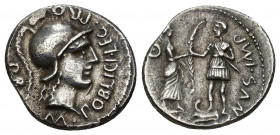PERIODO DE JULIO CÉSAR A AUGUSTO. POMPEYO. Denario. Cn. Pompeius Magnus y M. Poblicius. Hispania (46-45 a.C.). A/ Cabeza de Roma a der.; M POBLICI LEG...