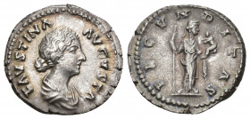 IMPERIO ROMANO. FAUSTINA LA MENOR (bajo Marco Aurelio). Denario. Roma (161-176). A/ Busto drapeado a der.; FAVSTINA AVGVSTA. R/ Fecunditas a der. con ...
