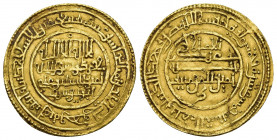 ACUÑACIONES HISPANO-ÁRABES. ALMORÁVIDES. Dinar. Ali b. Yusuf. Agmat. 515 H. AU 4,13 g. 26,34 mm. V-1568. MBC.