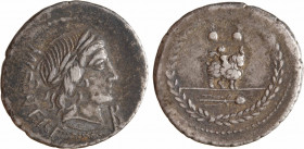 Fonteia, denier, Rome, 85 av. J.-C
A/M N FONTEI C F
Tête laurée d'Apollon à droite ; devant, les lettres AP en monogramme ; en dessous, un foudre
R...
