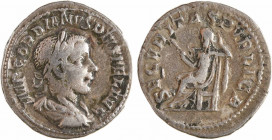 Gordien III, denier, Rome, 240
A/IMP GORDIANVS PIVS FEL AVG
Buste lauré à droite, drapé et cuirassé, vu de trois quarts en arrière
R/SECVRITAS PVBL...