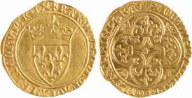 Charles VI, écu d'or à la couronne, 1re émission
A/+ KAROLVSx DEIx GRACIAx FRANCORVMx REX, ponct. par deux sautoirs superposés
Écu de France couronn...