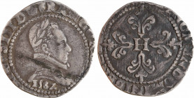 Henri III, franc au col plat, 1582 (?)
A/(à 6 h.) :HENRICVS. III. D (différent) G. FRANC. E. POL. REX (différent)
Buste à droite du Roi, lauré et cu...