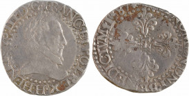 Henri III, demi-franc au col plat, 1587 La Rochelle
A/(à 6 h.) .HENRICVS. III. D. G. FRANC. ET. POL. REX
Buste à droite du Roi, lauré et cuirassé, a...