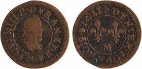 Louis XIII, denier tournois, 1611 Toulouse
A/(à 6 h.) LOYS. XIII. R. D. FRAN. ET. NA.
Buste enfantin du Roi à droite, lauré et cuirassé, avec fraise...