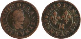 Louis XIII, denier tournois, 1612 Toulouse
A/(à 6 h.) LOYS. XIII. R. D. FRAN. ET. NA.
Buste enfantin du Roi à droite, lauré et cuirassé, avec fraise...
