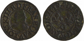Louis XIII, denier tournois 1er type, 1619 Poitiers
A/(à 6 h.) LOYS. XIII. R. D. FRAN. ET. NAV
Buste enfantin du Roi à droite, lauré et cuirassé, av...