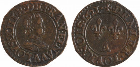Louis XIII, denier tournois 1er type, 1621/16 Paris
A/(à 6 h.) LOYS. XIII. R. DE. FRAN. ET. NAV.
Buste enfantin du Roi à droite, lauré et cuirassé, ...