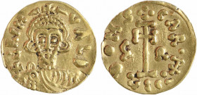 Italie, Bénevent, Grimoald III et Charlemagne, tremissis, s.d. (792-806)
A/+ GRIM - + - VALD
Buste du Prince de face
R/DOM (quatre besants en croix...
