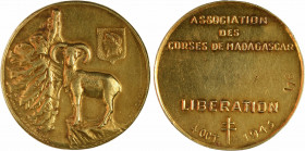 Madagascar / libération de la Corse, médaille de l'Association des Corses de Madagascar, 1943 (1945), Tananarive ? N° 176
Un mouflon sur un rocher au...