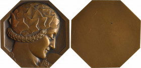 Turin (P.) : Nymphe, s.d. (1932) Paris
Buste de nymphe à droite, avec collier de roses, et couronnée de lierre ; signature P. TURIN
Uniface
SPL, Br...