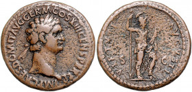 RÖMISCHES REICH, Domitian, 81-96, AE As COS XIII =87, Rom. Belorb. Büste r., IMP CAES DOMIT AVG GERM COS XIII CENS PER PP. Rs.Virtus r. stehend, hält ...