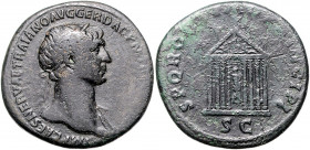 RÖMISCHES REICH, Trajan, 98-117, AE Sesterz, Rom. Belorb. Büste r. Rs.Statue im 8-säuligen Tempel zwischen SC. 20,13g.
selten, f.ss
RIC 575