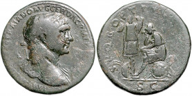 RÖMISCHES REICH, Trajan, 98-117, AE Sesterz =103-111, Rom. Belorb. und drap. Büste r., IMP CAES NERVAE TRAIANO AVG GER DAC PM TRP [COS V PP]. Trauernd...