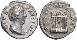 RÖMISCHES REICH, Faustina I., Gemahlin des Antoninus Pius, +141, AR Denar, Rom. Drap. Büste r. Rs.AVG DIV FAVSTINAE. Sechssäuliger Tempel. 2,66g.
ss-...