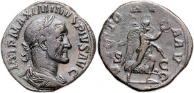 RÖMISCHES REICH, Maximinus I. Thrax, 235-238, AE Sesterz (235-236), Rom. Belorb. Büste r. Rs.Victoria mit Kranz und Palmwedel. 21,06g.
ss+
RIC 67; C...