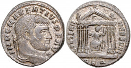 RÖMISCHES REICH, Maxentius, 306-312, AE Follis, Rom. Diad. Büste r. Rs.Roma im sechssäuligen Tempel. 7,24g.
ss-vz
RIC 210; Kampm.129.7