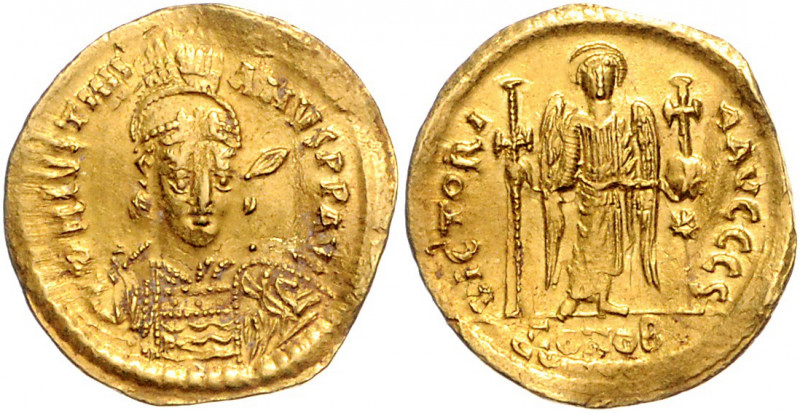 BYZANTINISCHES REICH, Justinian I., 527-565, AV Solidus. Behelmte Büste mit Spee...