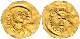 BYZANTINISCHES REICH, Tiberius II. Constantinus, 578-582, AV Tremissis CONOB =Konstantinopel. Diad. Büste r. Rs.Kreuz. 1,36g.
GOLD, ss
So.6.6; Sear ...