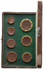 STAATLICHE NOTMÜNZEN, Sachsen, Satz aus 20 Pfennig, 50 Pfennig, 1 Mark, 2 Mark (braun) und 5 Mark, 10 Mark, 20 Mark (Goldrand) 1921. Im Etui mit Aufdr...