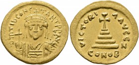 Tiberius II Constantine, 578-582. Solidus (Gold, 22 mm, 4.49 g, 7 h), Constantinopolis. d M TIb CONSTANT P P AVI Draped and cuirassed bust of Tiberius...