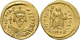 Phocas, 602-610. Solidus (Gold, 20 mm, 4.45 g, 7 h), Constantinopolis, 604-607. d N FOCAS PERP AVI Draped and cuirassed bust of Phocas facing, wearing...