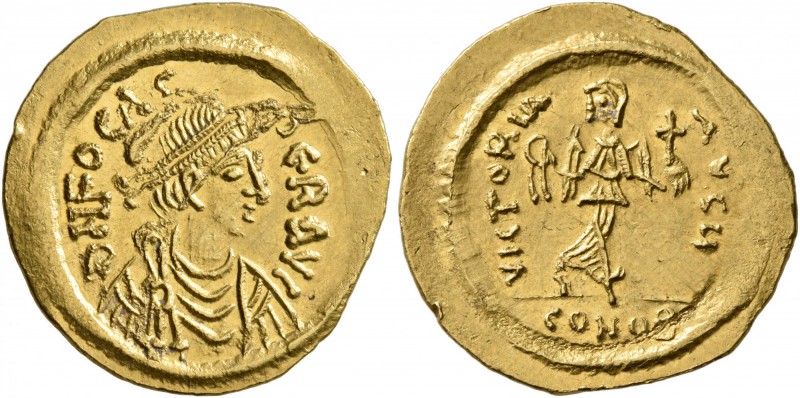 Phocas, 602-610. Semissis (Gold, 19 mm, 2.20 g, 7 h), Constantinopolis, circa 60...