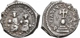 Heraclius, with Heraclius Constantine, 610-641. Hexagram (Silver, 22 mm, 6.75 g, 1 h), Constantinopolis, circa 632-635. d NN ҺЄRACLIЧS ЄT ЄRA CONSTA H...