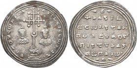 Basil II Bulgaroktonos, with Constantine VIII, 976-1025. Miliaresion (Silver, 29 mm, 2.54 g, 6 h), Constantinopolis. EҺ TOЧTω ҺICAT´ bASILЄI C CωҺST´ ...