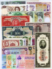 AUSLAND - SAMMLUNGEN, Sammlung mit 32 Banknoten aus aller Welt, darunter China, Neuseeland, Cook Island (P.7-11), Jamaica (P.CS3), Polen 2x 100 Zloty ...