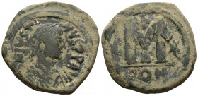 Justinian I ( 527-565 AD). Constantinople AE Follis
19.56g 33mm