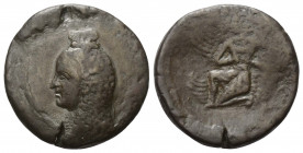 Inseln vor Sizilien. Melita.

 Bronze. Ca. 150 - 146 v. Chr.
Vs: Kopf der Isis links, im Feld links Getreideähre.
Rs: Osiris mit vier Flügeln nach...
