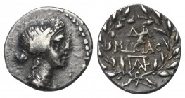 Achaia. Patrai.

 Hemidrachme (Silber). Ca. 35 - 31 v. Chr.
Vs: Kopf der Aphrodite mit Stephane rechts.
Rs: Monogramm und Magistratsname Damasias ...