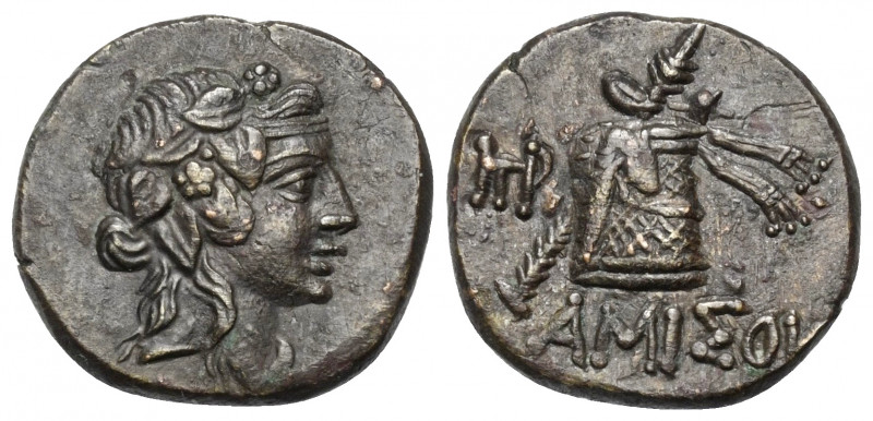 Pontos. Amisos.

 Bronze. Ca. 85 - 65 v. Chr.
Vs: Kopf des Dionysos mit Efeuk...