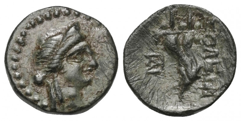 Kilikien. Soloi.

 Bronze. 1. Jhdt. v. Chr.
Vs: Kopf der Artemis mit Stephane...