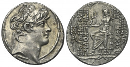 Seleukidisches Königreich. Antiochos X. Eusebes Philopator (94 - 83 v. Chr.).

 Tetradrachme (Silber). Ca. 93 - 88 v. Chr. Antiocheia am Orontes.
V...
