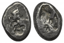 Achaimenidisches Königreich. Artaxerxes II. - Artaxerxes III. (ca. 375 - 340 v. Chr.).

 Siglos (Silber).
Vs: Persischer Großkönig mit Dolch in der...